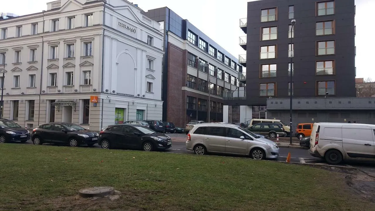 Aparthotel Pawia Deluxe Варшава 3*,